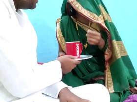 देसी ससुर ने अपने बहु को चाय पीने के बहाने बुलाया और बहु के चुत को फाड़ दिया&lpar;क्लीयर ऑडियो&rpar; porn tube.