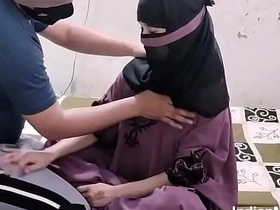 Indian Muslim Bhabhi In Hijab Hot Sex Apropos Husband free porn y