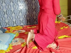 मसाज पार्लर में भाभी को मसाज के बाद जबरदस्ती चोदा xxx videos hot indian girl
