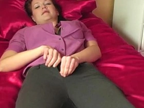 Hottie Penellope Masturbating xxx sex porn free