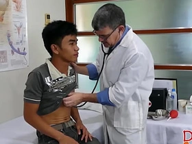 Young Asian barebacked during doctors entrance fee xxx videos indian wife ka