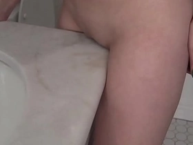 Horny Yanks Cutie Becky Jane Masturbates sex xnxx xlxx
