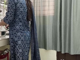 Gawar girl of the village scolded the devar wearing a nice suit xxx videos indian girl with friend