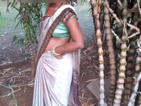 Desi xxx सौतेली दीदी बोली अगर कही घूमने लेके चलोगे रात को एक सरप्राइज़ है भाई तेरे लिए हिंदी आवाज में सुन  के पानी झर जाए play porn frivolity online free