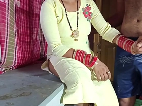 मालकिन की जवान बड़ी बेटी को किचन स्टैंड पर चोदा xxxxx normal