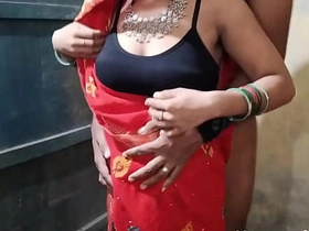 Indian bhabhi enjoying sex in hot red saree. online porn game free
