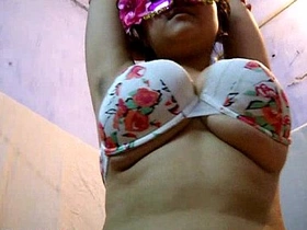 Savita Bhabhi Ki Baytaabian Big Boob Fucked XXX Porn xnxx indian girls videos respecting hindi