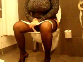 masturbation working moaning porn videos