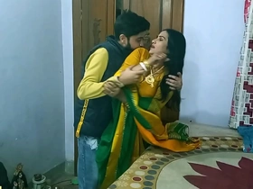 Indian hot Milf aunty vs Innocent teen nephew&excl;&excl; New Indian sex with hindi audio russian yoga xnxx
