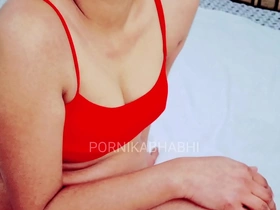 फ्री मसाज के चक्कर में भाभी की चूत फट गई alein porn videos
