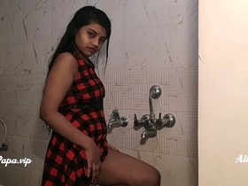 desi college girl alia advani taking shower xxxxx boxer