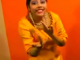 Desi Indian Wife Rupali Bhabhi Nude Twitting indian aunty xxx nude videos