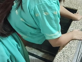 Gav ki ladaki ko kitchen me lekar choda gavar ladake ne hindi clear voice bff xxxxx video