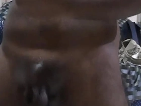 Indian kolkata small fry oiling his dick send xxxxx