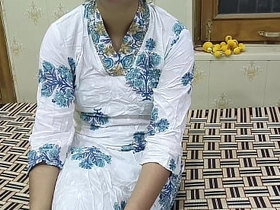 Jijaji koi aa Jayega. Harami jija ne Badi gand Wali Sali ke chod chod Kar sare nakhre dhile Kar diye. big booobs xxxxxx