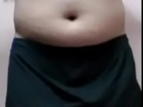 Desi nude dance on kareena kapoor song xxx torrents