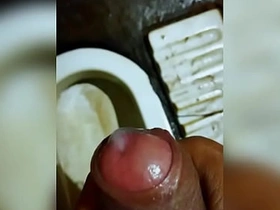 Indian boy masterbating पति पत्नी की चुदाई सेक्सी वीडियो