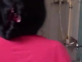 MALLU AUNTY Rinsing HOT SCENE watch indian porn videos latest