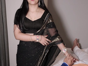 Hot Indian Bhabhi Hard Anal Fucked After Clothes Changing respecting Front be beneficial to Devar respecting Hindi Audio