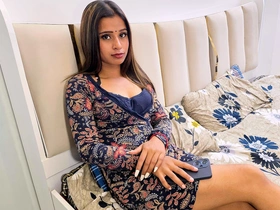 Indian Desi Newly Couple Having Hardcore Mate and Dear one on There Valentine Date