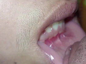 After Sucking on Sister-in-law's Boobs, She Got Shin up in Her Tight Fucking