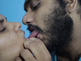 Saree Romance Hot Armpit Lick, Vaishnavy and Sharun Raj Hot Armpit Lick Romance close to Saree, Mallu Couple Saree Armpit Hot Kiss