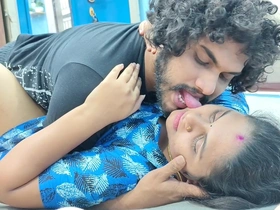 Step Mom and Step Son Hot Fuck While Wife Not convenient Home, Malayali Step Mom and Step Son Hot Hard Fuck in Bedroom