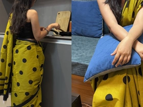 Seeing Bhabhi alone in the room, I had sex with her. Mani Bhabhi was in trouble, after that I had my semen.