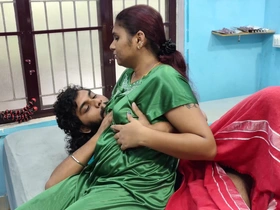 Clasp Hot Nighty Romance with Boobs Discombobulate in Reception room