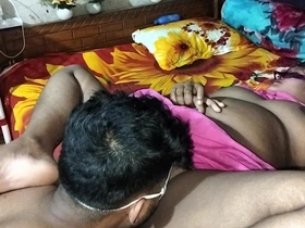 Bangladeshi vhabi pussy eating.