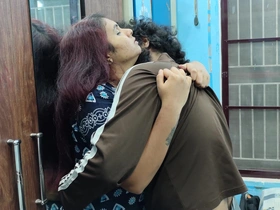 Brim Lock, Neck Fondling and Hot Romance with Mallu Girl