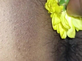 Hot Romance with Flowers in Desi Pussy