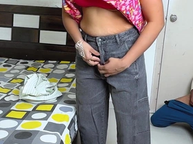Komal Was Coming From a Bath, Secretly the Neighbor Was Entering and Sniffing the Clothes