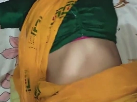 Stepbrother's Yellow Saree Girl