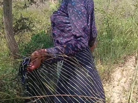 I Played Holi encircling My Stepsister-in-law far the Fields and In addition Fucked Her